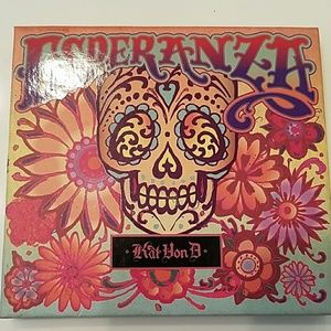 Kat Von D Esperanza